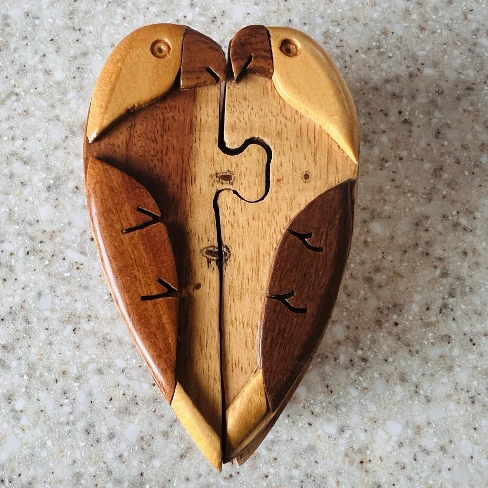 Vintage Wooden Puzzle Trinket Box Love Birds Parrot Hand Carved Artisan Folkart